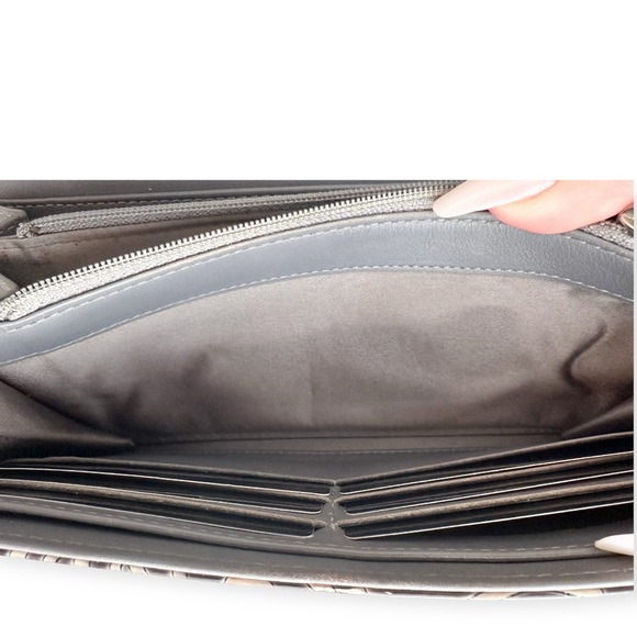 SOLD Chanel Camellia Patent Leather Long Wallet with Chain - Picture 11 of 14